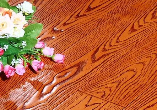 实木地板和复合地板哪种好，实木地板和复合地板的优缺点区别-4