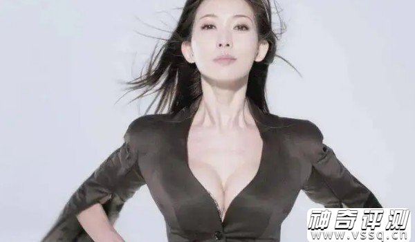 中国胸部最美女明星图片