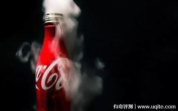 世界上第一瓶可乐长什么样是谁发明的