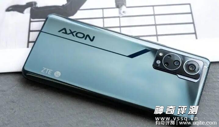 中兴axon30手机怎么样值得买吗
