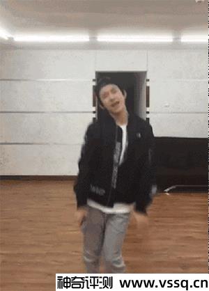 娘炮是指男生还是女生什么意思 女性化的男人