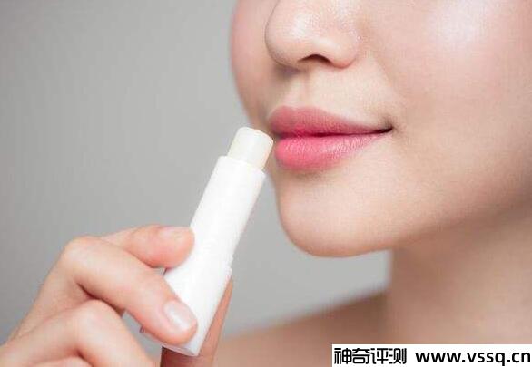 润唇膏保质期是多长时间 过期能用吗
