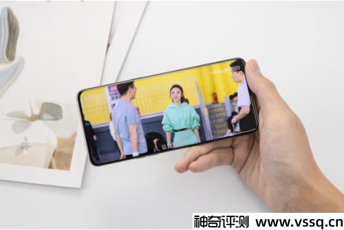 OPPO Find X5 Pro上市大半年还能买吗？看了配置就知道了