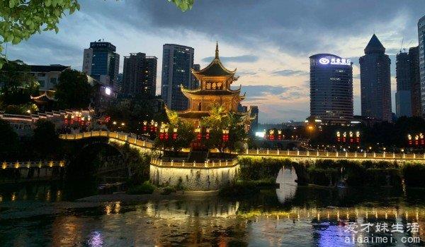 避暑胜地有哪些城市 中国十大避暑城市排行榜最新