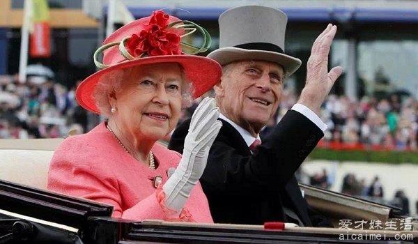 公主为什么要戴手套，不仅是公主，还有女王和公主