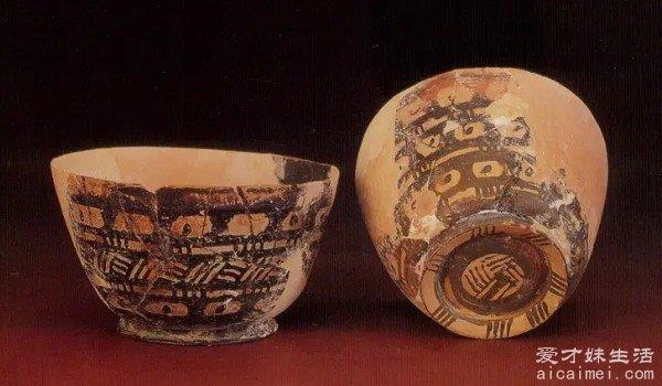 大溪文化的陶器以什么为主 以红陶为主(早期炭红陶最多)