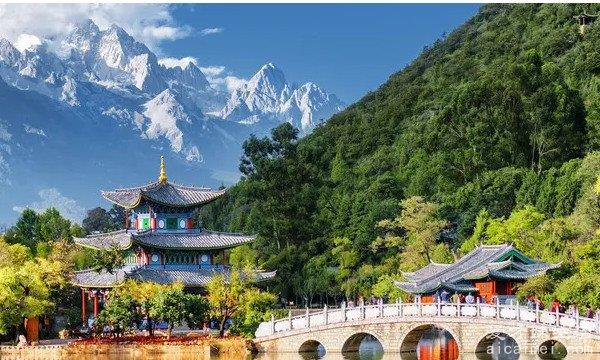 国内最佳十大旅游胜地排行榜 万里长城是中国最雄伟的