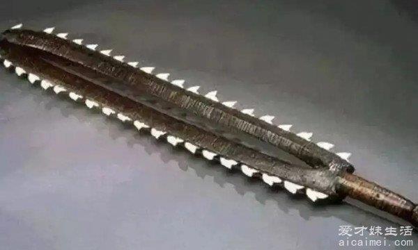 世界十大禁用恐怖刀 鬼手第一(拿到这把刀的人都会发疯)