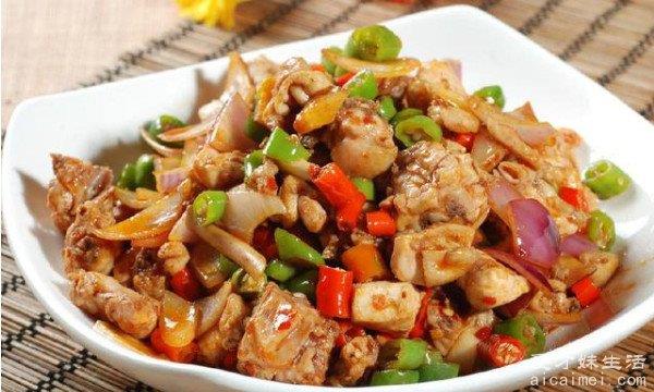 中国十大名菜排名，麻婆豆腐2、北京烤鸭3、东坡肉4、东安子鸡