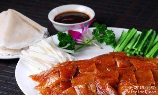 中国十大名菜排名，麻婆豆腐2、北京烤鸭3、东坡肉4、东安子鸡