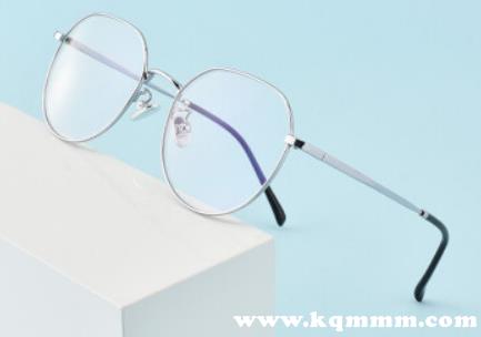 防近视眼镜真的有用吗？