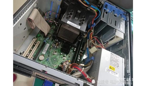 电脑机箱尺寸标准是多少升？