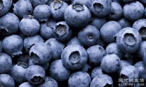 为什么蓝色的水果很少见到了？