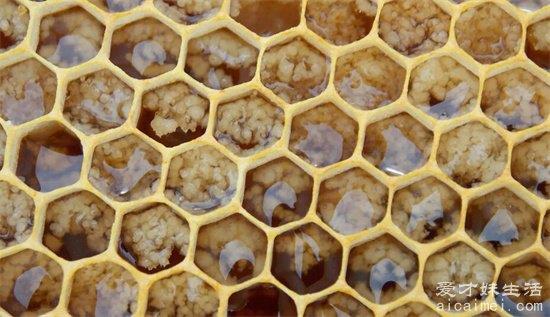 蜂巢是什么形状的？