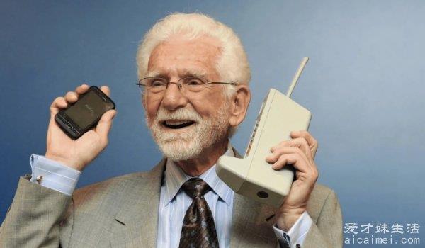 你知道谁发明了手机吗？